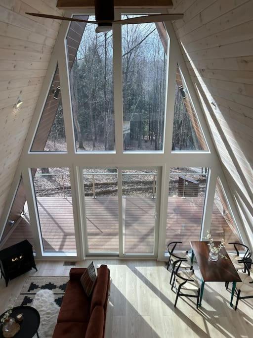 Fox Ridge-Black Alder Lodging Logan Exterior photo